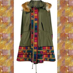 NEW! size L SACAI Green Embroidered Parka Coat